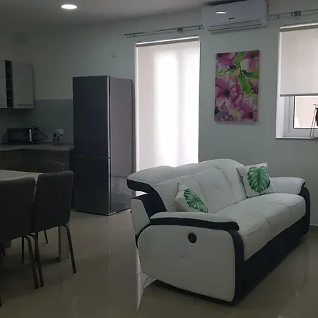 Luxury Off Tigne Point *